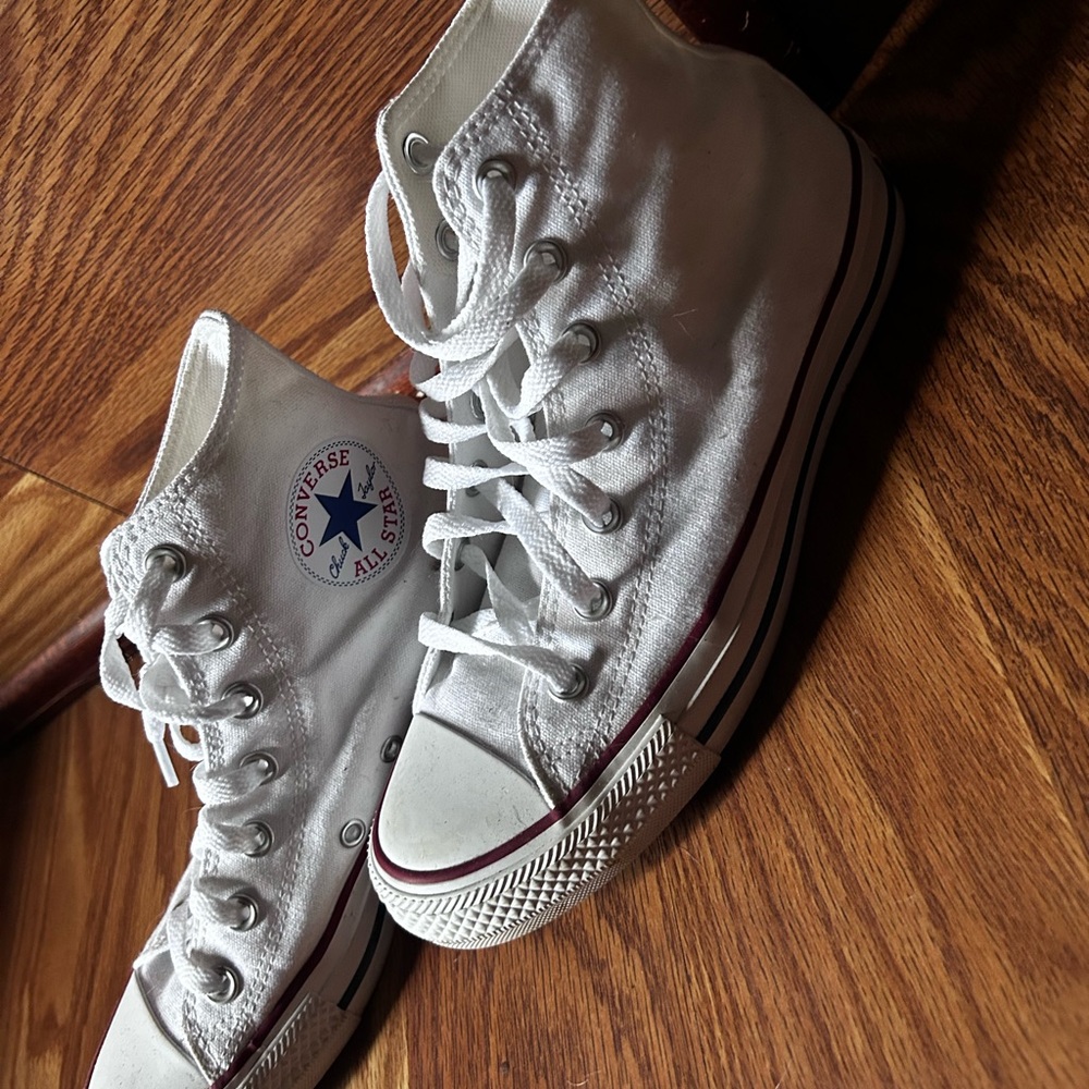 Converse Classic White High-Tops size 8